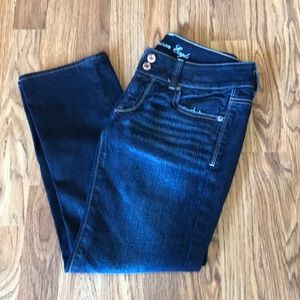 American Eagle capris